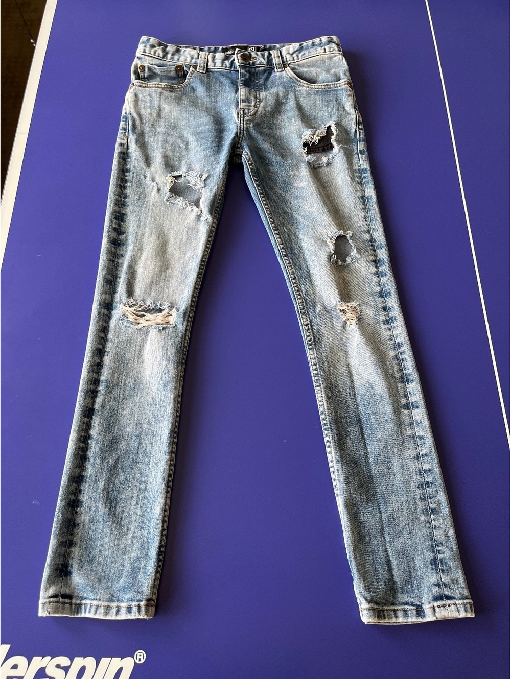 RSQ Light Wash Distressed Seattle Skinny Tapered Jeans Women’s 29” inseam 28.5